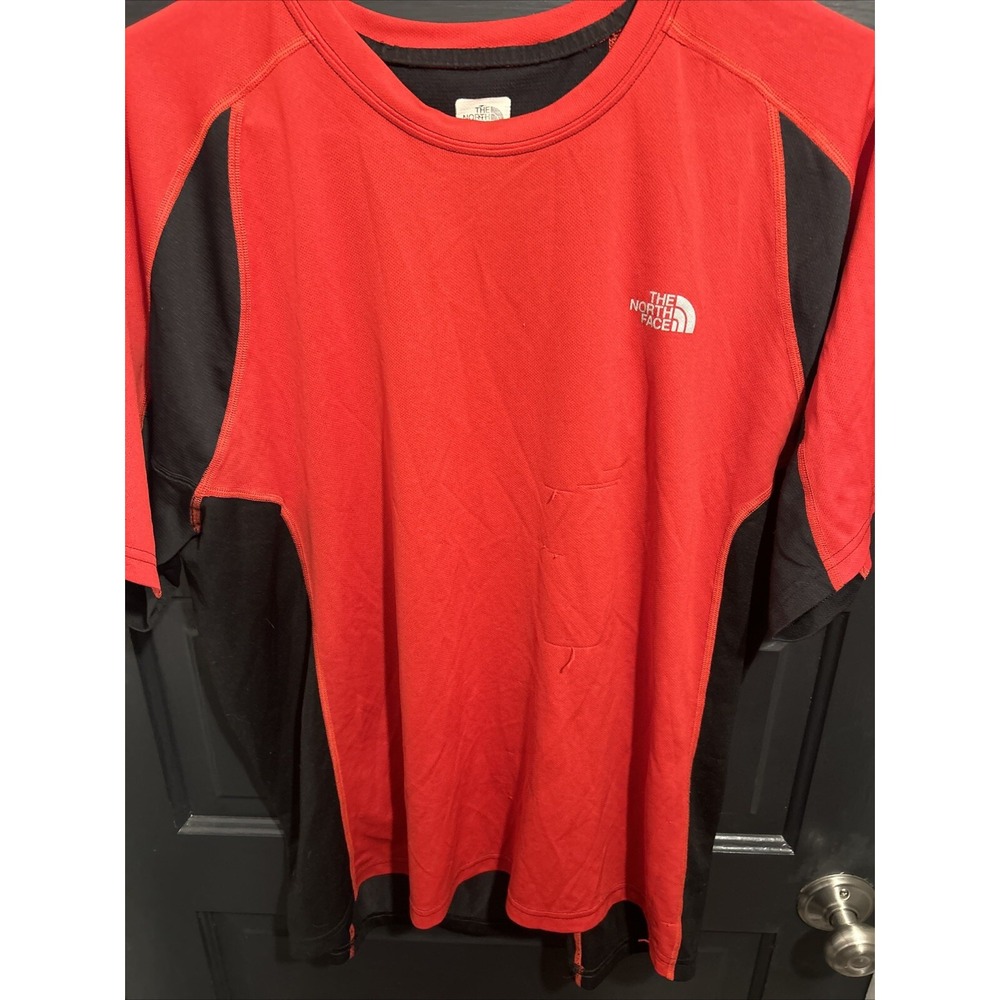North Face Short Sleeve Active Fit Flash Dry Red Black